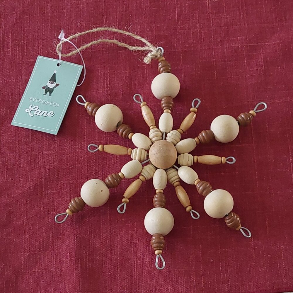New St Nicholas Square Set of 8 Wooden Snowflake Tree Ornaments